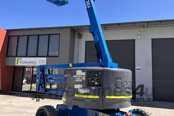 Genie 2015 Z51/30J RT Articulating g Boom Lift