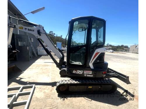 BOBCAT E35 LONG ARM EXCAVATOR