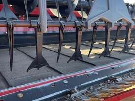 2022 CASE IH 40' 4R40 4000 SERIES DRAPER FRONT  - picture1' - Click to enlarge
