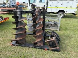 Digga Auger Drive Unit & Augers on Cradle - picture0' - Click to enlarge