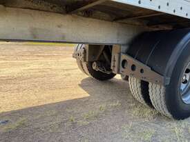 2006 Vawdrey VB S3 Tri Axle Refrigerated Pantech Trailer - picture0' - Click to enlarge