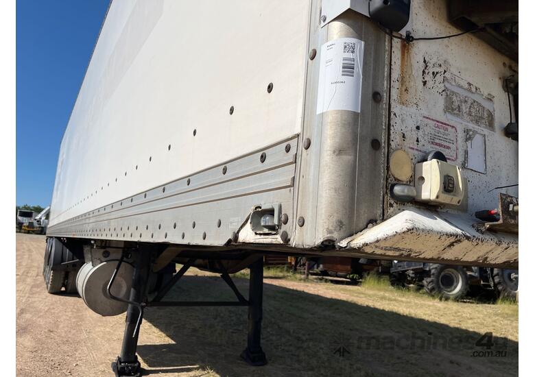 caption 2006 Vawdrey VB S3 Tri Axle Refrigerated Pantech Trailer