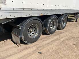 2006 Vawdrey VB S3 Tri Axle Refrigerated Pantech Trailer - picture2' - Click to enlarge