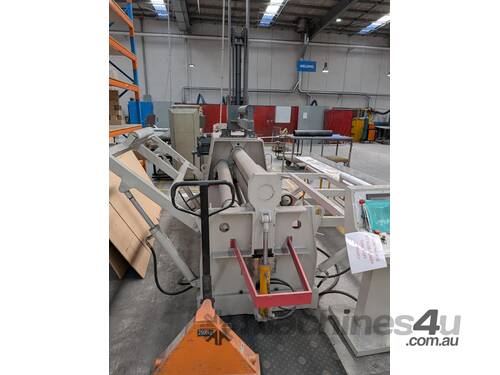 caption Rolling Machine