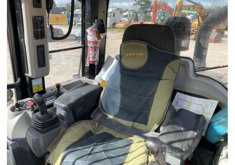 caption 2018 Caterpillar 953k Crawler Loader
