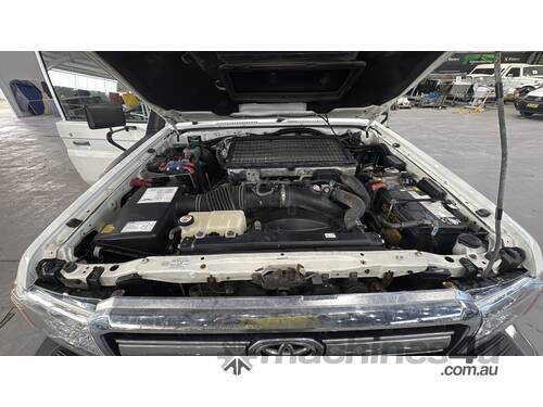 caption 2019 Toyota Landcruiser GXL (4x4) Diesel Single Cab Ute (Ex-Lease) (MY19)