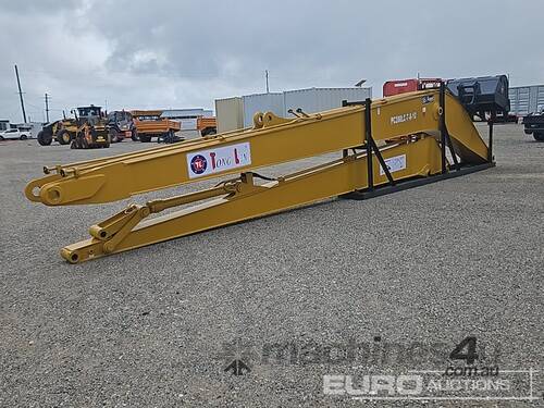 Unused 55' Long Front, Stick and Bucket to suit Komatsu Excavator PC200-7 / PC200LC-7 / PC200-8 / PC