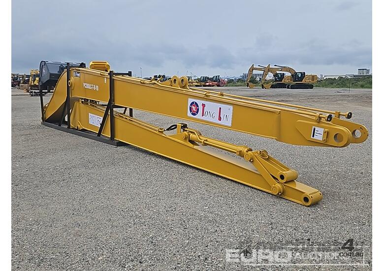 caption Unused 55' Long Front, Stick and Bucket to suit Komatsu Excavator PC200-7 / PC200LC-7 / PC200-8 / PC