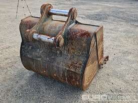 1200mm GP Bucket to suit 20t Excavator, Ears 325mm, Centres 460mm, Pins 80mm  - picture2' - Click to enlarge