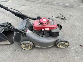 Honda HRU 196 Mower (Council Asset) - picture1' - Click to enlarge