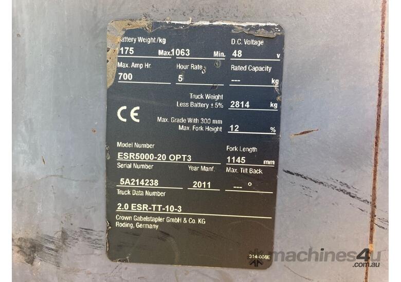 caption 2011 Crown ESR 5000 Forklift (Side Loader)