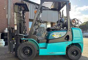 Sumitomo / Yale 2.5 Tonne container mast forklift Sumitomo / Yale 2.5 Tonne container mast forklift