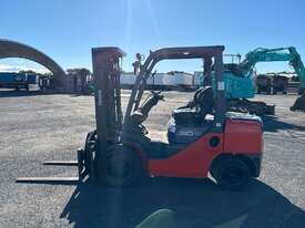 2021 Toyota 32-8FG30 Forklift - picture2' - Click to enlarge