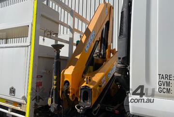 2018 Isuzu FSS 110-210 Service Body / Crane Truck