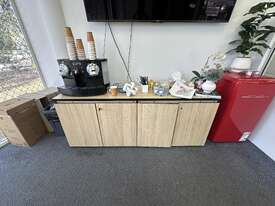 Contingency For Waiting Room (IT Not Included) - picture0' - Click to enlarge