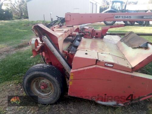 caption (8647) Massey Ferguson Mower / Conditioner
