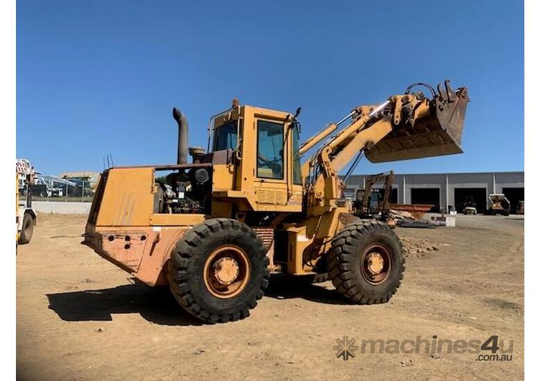 2000 CASE 621J Wheel Loader