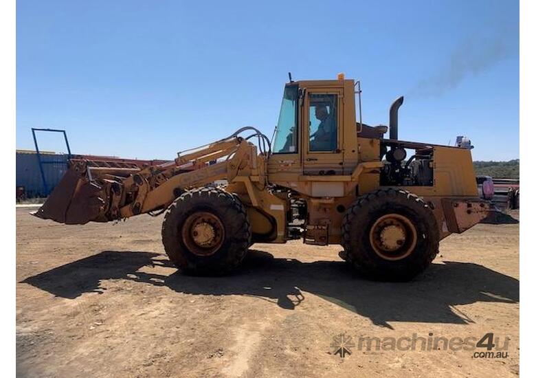 2000 CASE 621J Wheel Loader