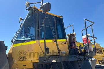 Komatsu WA500-6 Articulated Loader