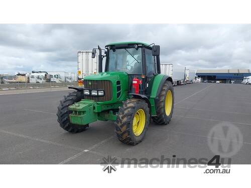 John Deere 6130