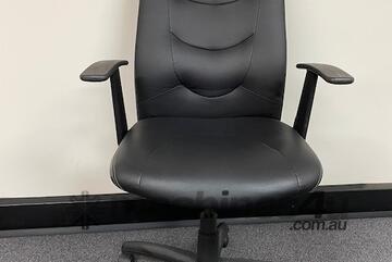 Set of Office Chairs (x 8)