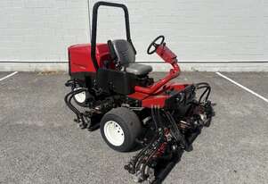 Toro 3550-D Reelmaster / Kubota Diesel. Used, great condition, precision cut on grass every time.