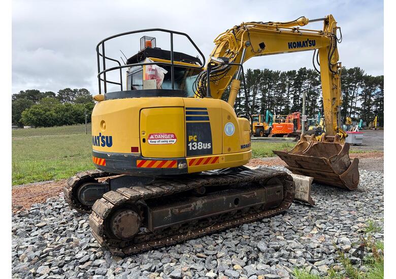 2017 Komatsu PC138US-8