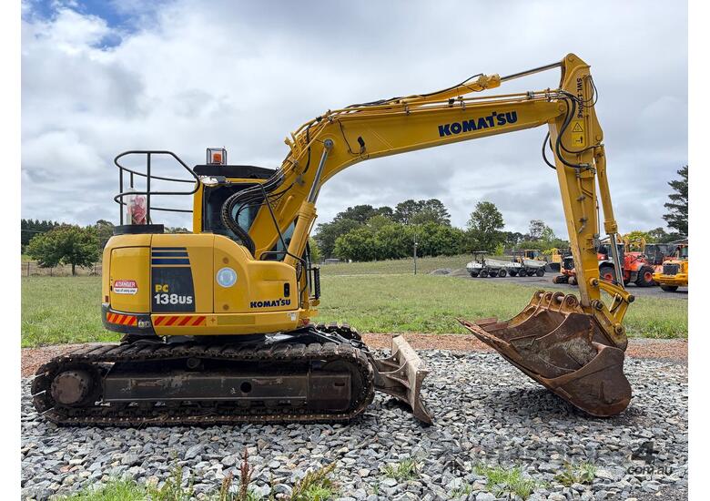 2017 Komatsu PC138US-8