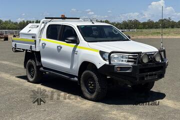 Toyota 2017   HILUX SR UTE