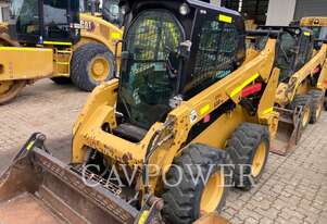 CAT 242 D Skid Steer Loaders
