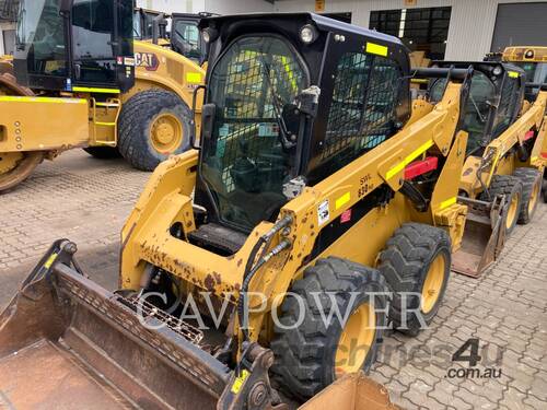 CAT 242 D Skid Steer Loaders