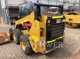 CAT 242 D Skid Steer Loaders - picture2' - Click to enlarge