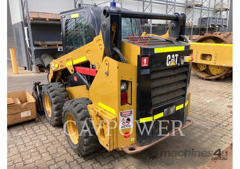 CAT 242 D Skid Steer Loaders