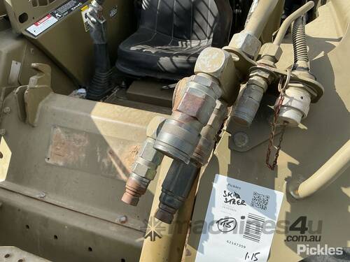 John Deere 270 Wheeled Skid Steer