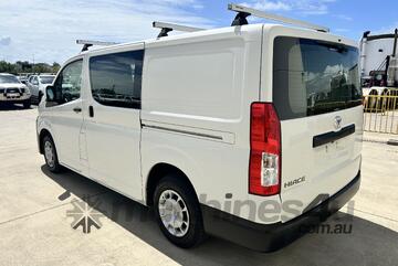 Toyota 2021   Hiace Diesel