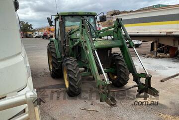 John Deere 6400 Agricultural Tractor