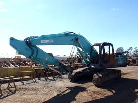 Kobelco SK200-8 Excavator Dismantling - picture0' - Click to enlarge