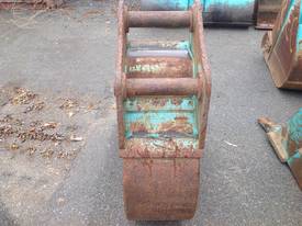 500mm Trench bucket 25-40 ton Kobelco - picture1' - Click to enlarge