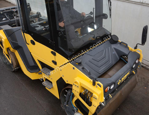 Bomag BW151AD-5 - Steered Tandem Rollers