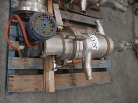 Self Cleaning Inline Filter. - picture0' - Click to enlarge
