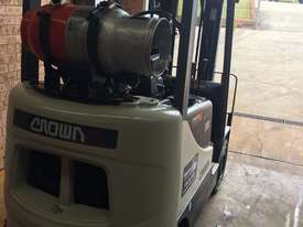 CROWN  CG18  CONTAINER MAST LPG FORKLIFT - picture0' - Click to enlarge