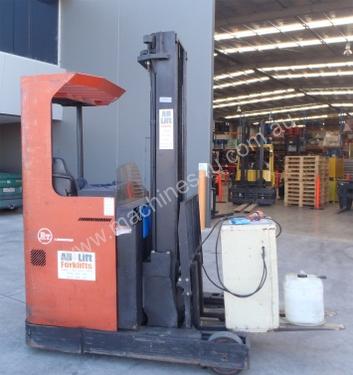 Forklifts ALH370 - Hire