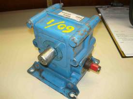 MORCE 60/1 RATIO REDUCTION BOX - picture1' - Click to enlarge