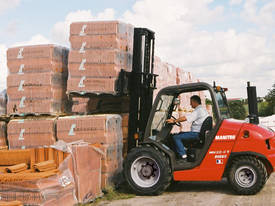 MANITOU MH25-4T K SERIES MASTED FORKLIFT  - picture2' - Click to enlarge