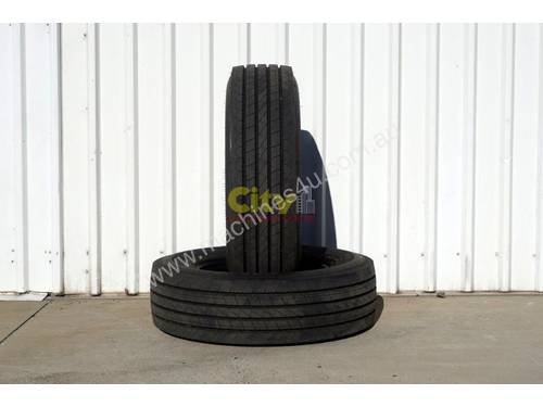 Good Year 305/70R 22.5 Regional RHS II - G127  Steer Tyres