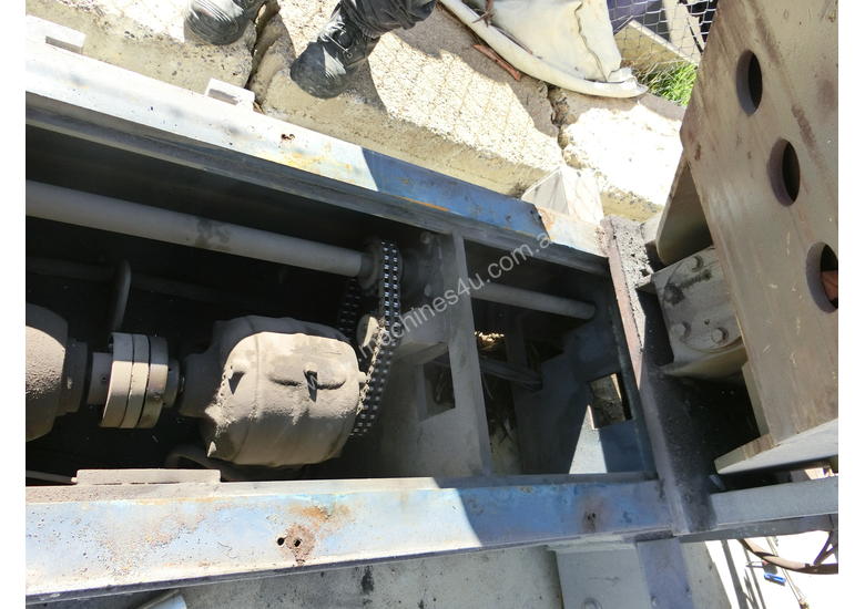caption Methods 40,000T Pipe Rotator and Idler