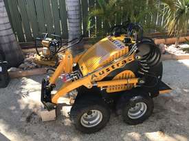 2016 Austrac Mini Loader - picture2' - Click to enlarge