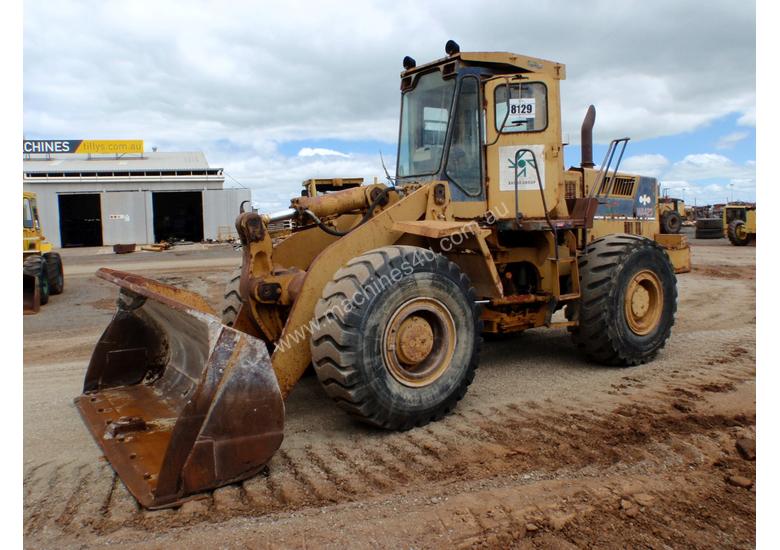 caption 1987 Komatsu WA420-1 Wheel Loader *CONDITIONS APPLY*