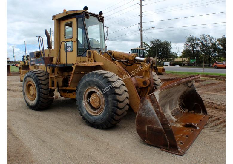 caption 1987 Komatsu WA420-1 Wheel Loader *CONDITIONS APPLY*