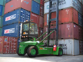 New MLA Vulcan Empty Container Handlers for Rent - picture0' - Click to enlarge